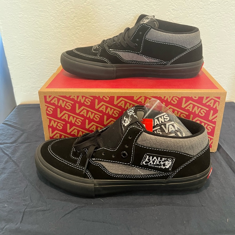 Vans Half Cab Pro ‘92 Men’s 8 Women’s 9.5 Never Worn Brand New in Box with Tags